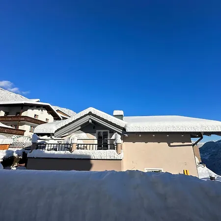 Familie Krallinger * فينس